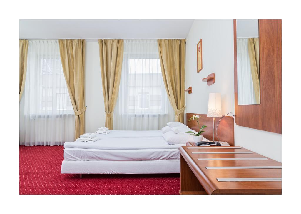 Hotel Colibra วอร์ซอ ห้อง รูปภาพ