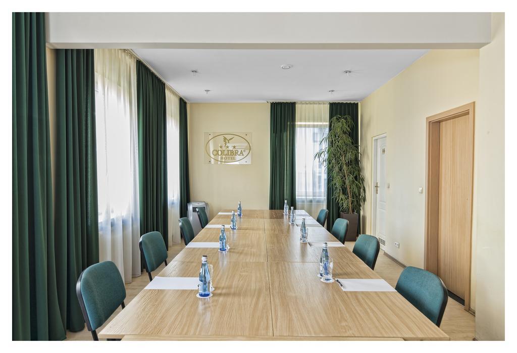 Hotel Colibra วอร์ซอ ภายนอก รูปภาพ