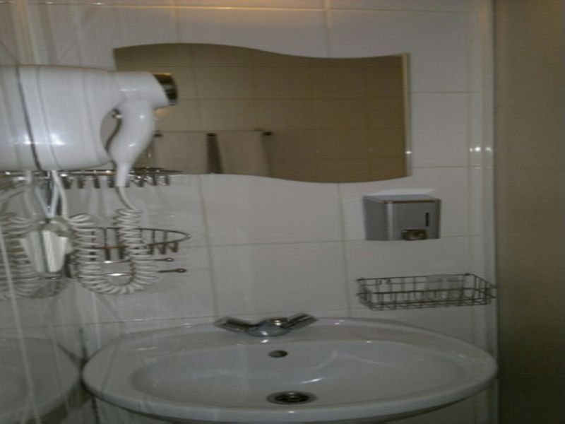 Hotel Colibra วอร์ซอ ภายนอก รูปภาพ