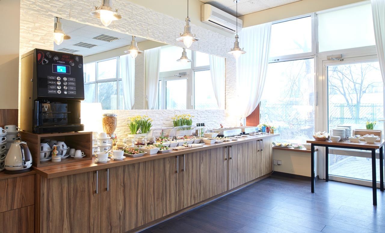 Hotel Colibra วอร์ซอ ภายนอก รูปภาพ
